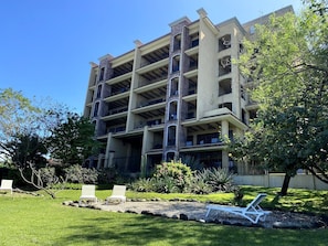 Exterior - Crystal Sands, Luxury Living on the white Sands of Playa Langosta (Tamarindo)