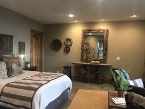 2 chambres, fer et planche à repasser, lit parapluie, Wi-Fi gratuit