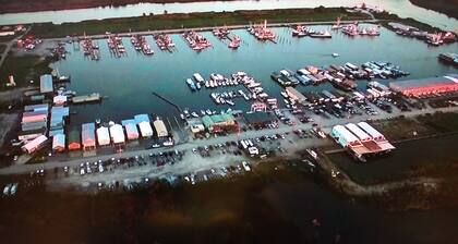 Spacious Waterfront Accommodation, Venice Louisiana