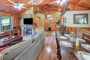 Smart TV, fireplace, DVD player