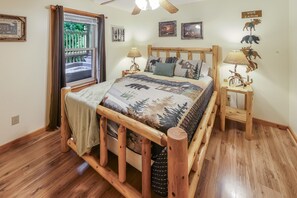 4 makuuhuonetta, silitysrauta/-lauta, vauvan matkasänky, ilmainen Wi-Fi