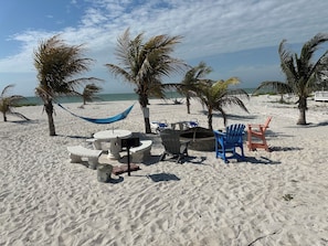 On the beach, sun-loungers, beach towels - Private beach oasis -- 2-minute walk to the ocean! w/ Golf Cart & Club Access (Captiva)