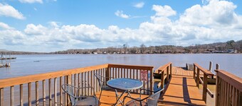 Lakefront / Boat Dock, 3/2, møblert, Castaway Cottage, overbygd veranda
