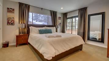 4 habitaciones, camas con efecto memoria y cortinas blackout