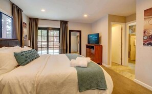 4 habitaciones, camas con efecto memoria y cortinas blackout 