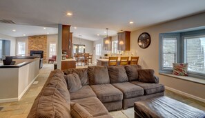 Smart-TV, peis, videospill og fotballspill