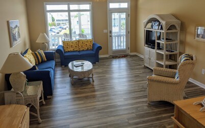On Sunset Beach Island 1 Bedroom Condo sleeps 4 Water view! Unit 2