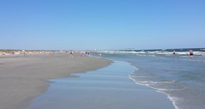 On Sunset Beach Island 1 Bedroom Condo sleeps 4 Water view! Unit 2