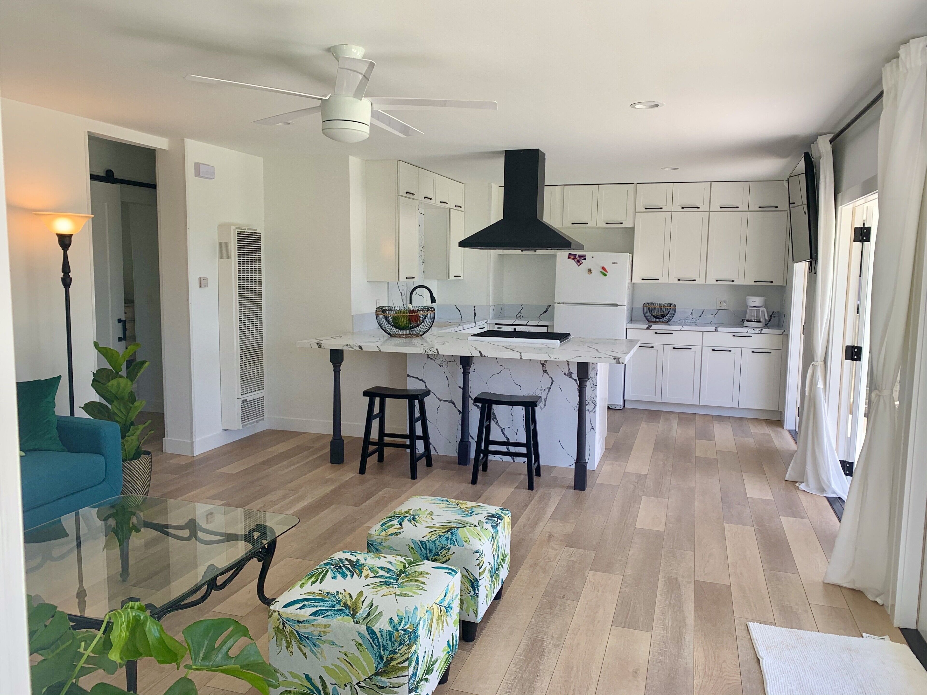 Garden, Ocean-Views, Dog Friendly, A/C.
