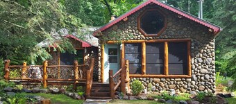 På en 3200 acre innsjø med 400 ft av fasade. Flott fiske kajakk båtliv moro