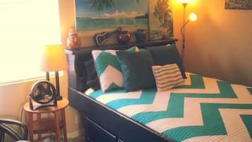 3 bedrooms, iron/ironing board, travel cot, free WiFi