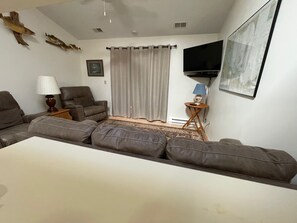 Smart TV, DVD player