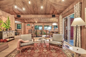 Interior - Upscale Redwood Cabin on Creek - 2 Master Bedrooms, Fireplace - New Hot Tub. (Guerneville)