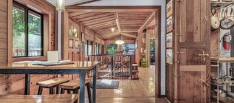 Upscale Redwood Cabin on Creek with new Hot Tub - 2 Master Bedrooms, Fireplace