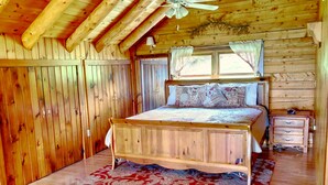 Panoramic Cabin, 4 Bedrooms, Mountain View, Mountainside - Majestic Vista Mountainside Cabin in Dalton, NH - by Bretton Woods Vacations (Whitefield)