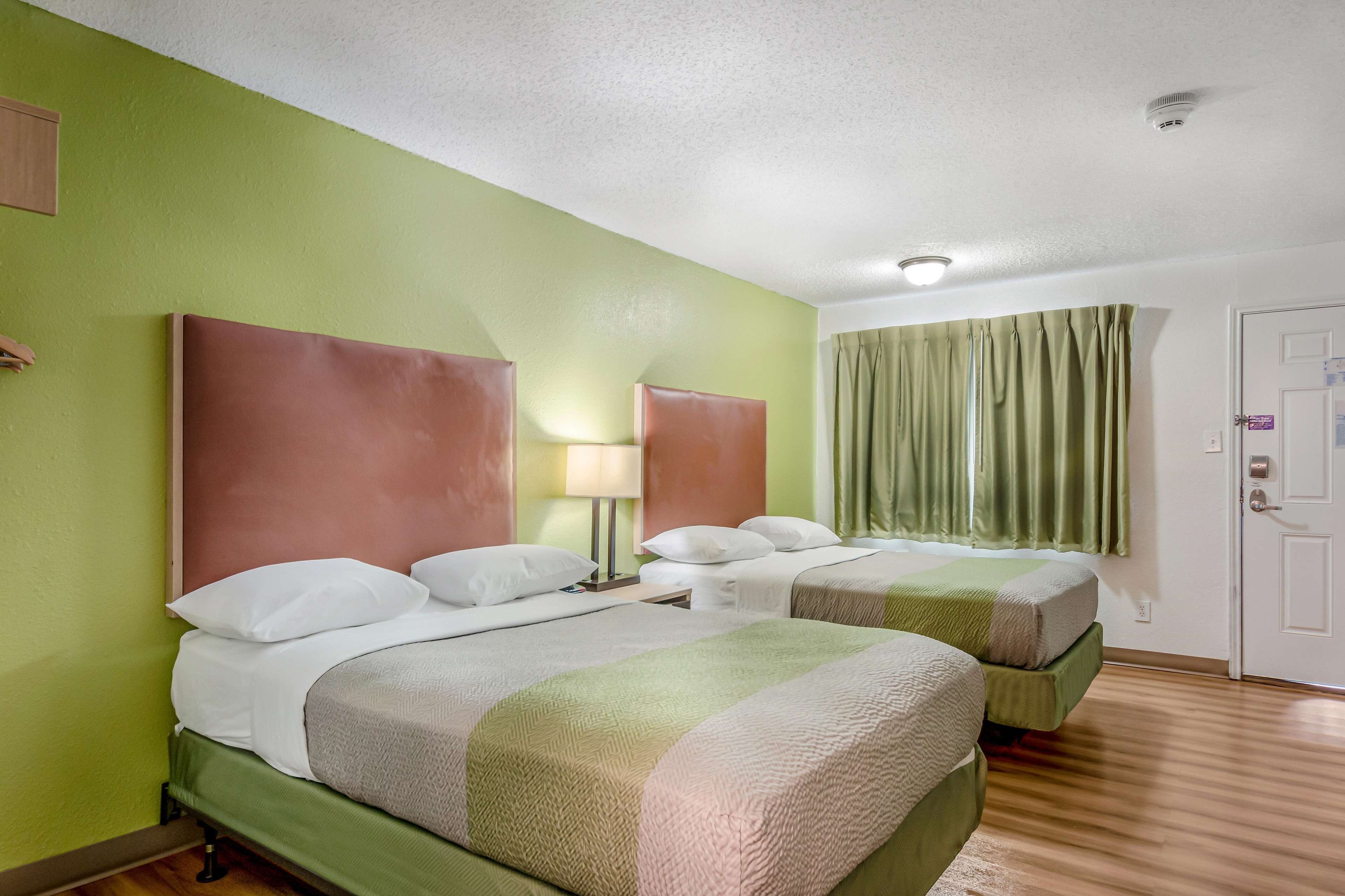 standard room, 2 double beds, non smoking, kitchenette | free wifi, bed sheets