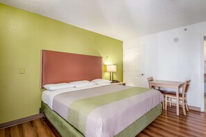 Free WiFi, bed sheets - Studio 6 Corpus Christi, TX - North (Corpus Christi)