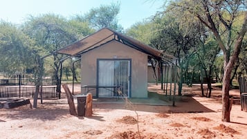 Cabaña estándar | 3 habitaciones y ropa de cama