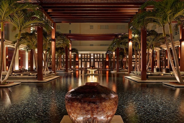 Interior entrance - Setai Residences by Flashstay (Miami Beach)