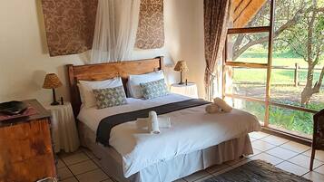Cottage | Travel cot, rollaway beds, bed sheets