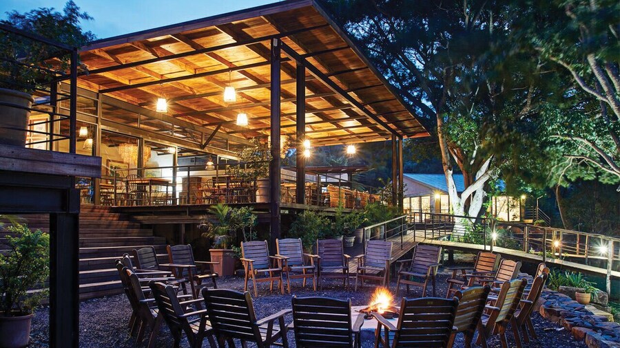 Fugitives' Drift Lodge