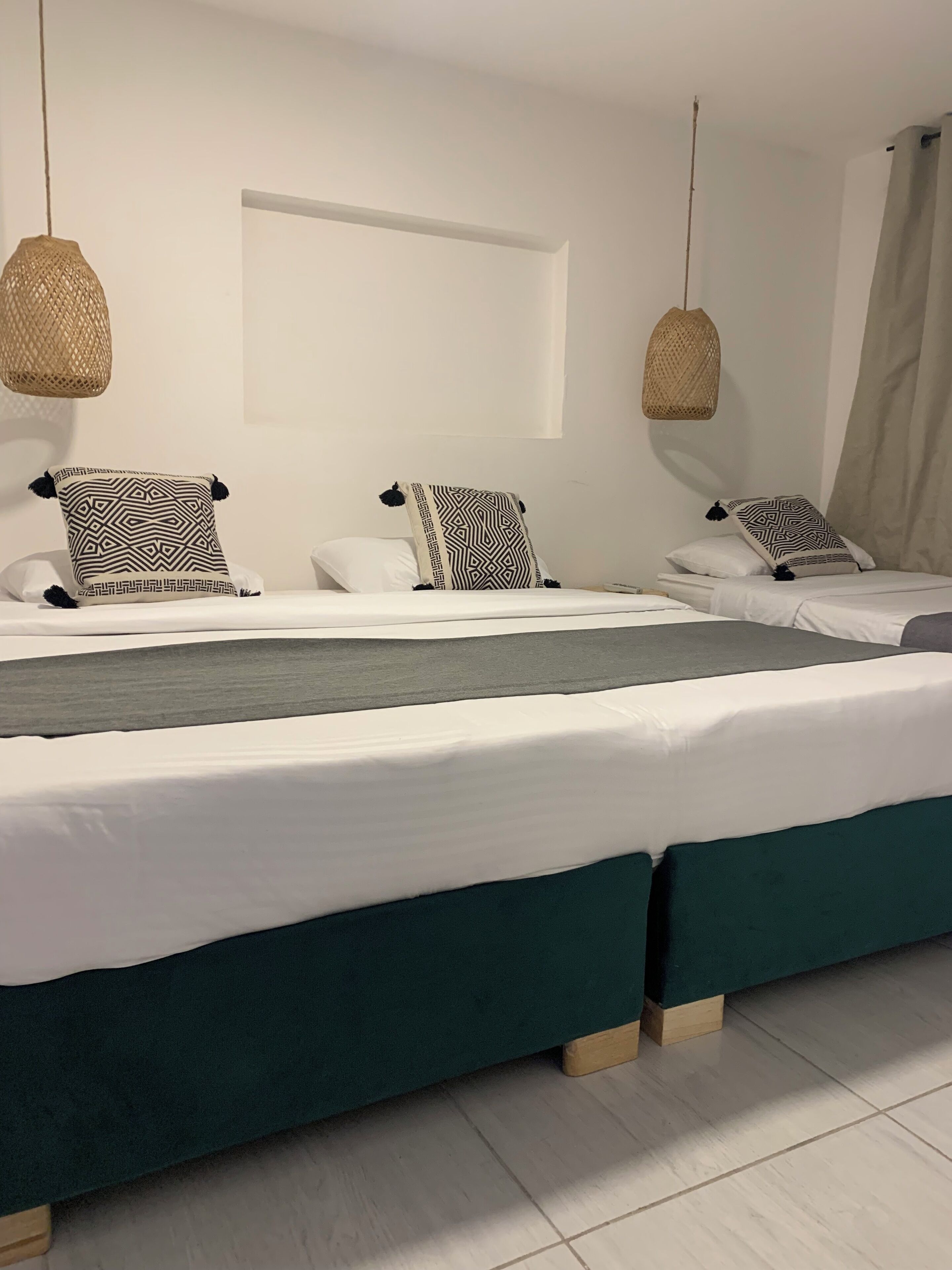 economy twin room | bed sheets