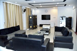 Deluxe-huone | Työpöytä, ilmainen Wi-Fi