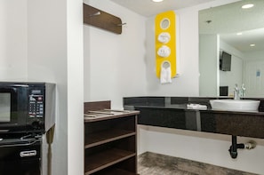 花灑/浴缸組合、提供毛巾