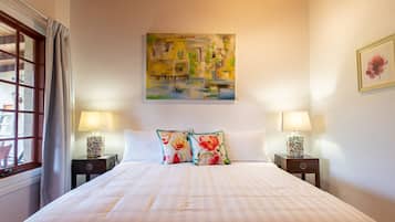 Deluxe-Zimmer | Individuell dekoriert, individuell eingerichtet, Verdunkelungsvorhänge