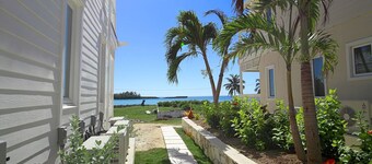 2BR, 2BA Apt Suite: Romslig og moderne m / fantastisk utsikt over bukten!