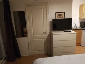 1 camera, Wi-Fi gratuito, lenzuola, accesso in sedia a rotelle