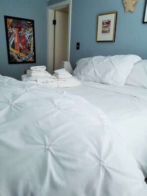 3 bedrooms, memory-foam beds, in-room safe, desk