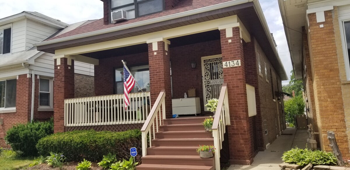 Cozy Comfy Clean 420 Compliant FREE Parking QUIET Neighborhood A GUEST FAVORITE!