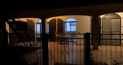 Single house tricamere