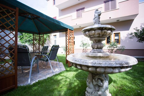 Apartamento a estrenar Losko con gran jardín y barbacoa