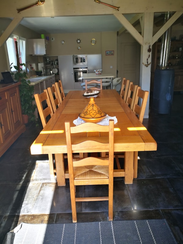 Dining - COMFORTABLE FAMILY HOME (Saint-Jean-De-Luz)