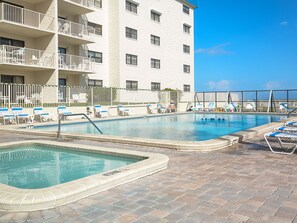 Beheizter Pool