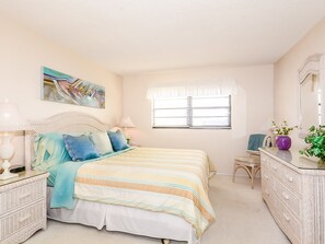 1 bedroom, iron/ironing board, Internet, bed sheets