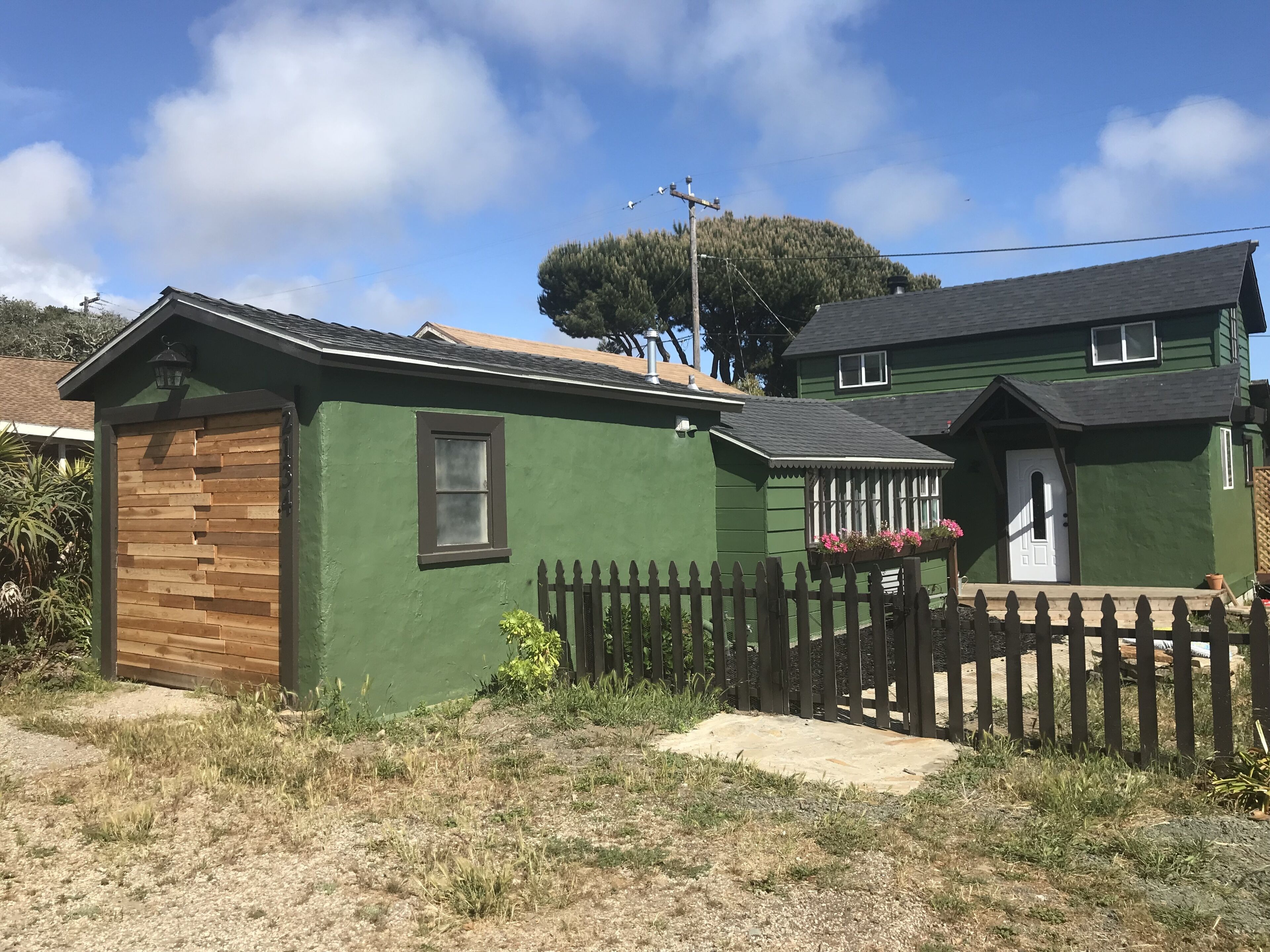Pet Friendly Cambria Cottage