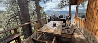 Lookout Lodge: Mountain Moments to Remember