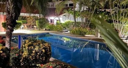 Come to Paradise 2 Bedroom 2 Bathroom Condo 1 Block from Coco Beach !