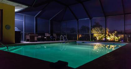 Perfect getaway - Canal front, close to the beach