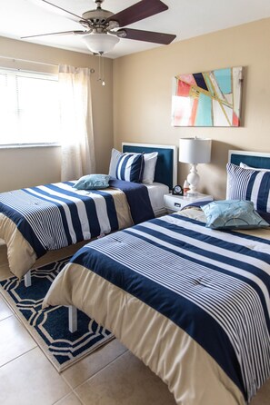 4 bedrooms, iron/ironing board, free WiFi, bed sheets