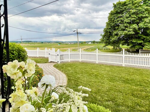 Perheystävällinen, 1,6 km: n päässä Intercourse Villagesta ja Kitchen Kettle PA: stä