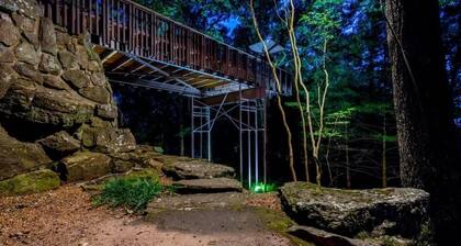 Stoneflower - Unique architecture & lake access