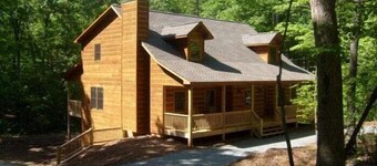 Beautiful Cabin On A Large Lot, Wifi, Spillerom, Boblebad, Screened In Back Deck