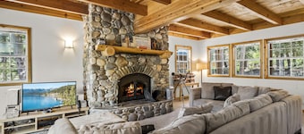 Mountain View Retreat | Guest Passes, King Suite, Desk, Near Lake & Trails