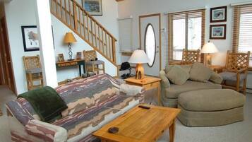 House, Berbilang Katil | Ruang tamu