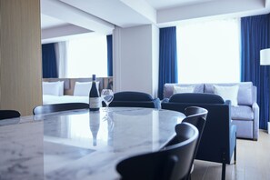 Premium bedding, down duvets, in-room safe, individually furnished - Nohga Hotel Ueno Tokyo (Tokyo)