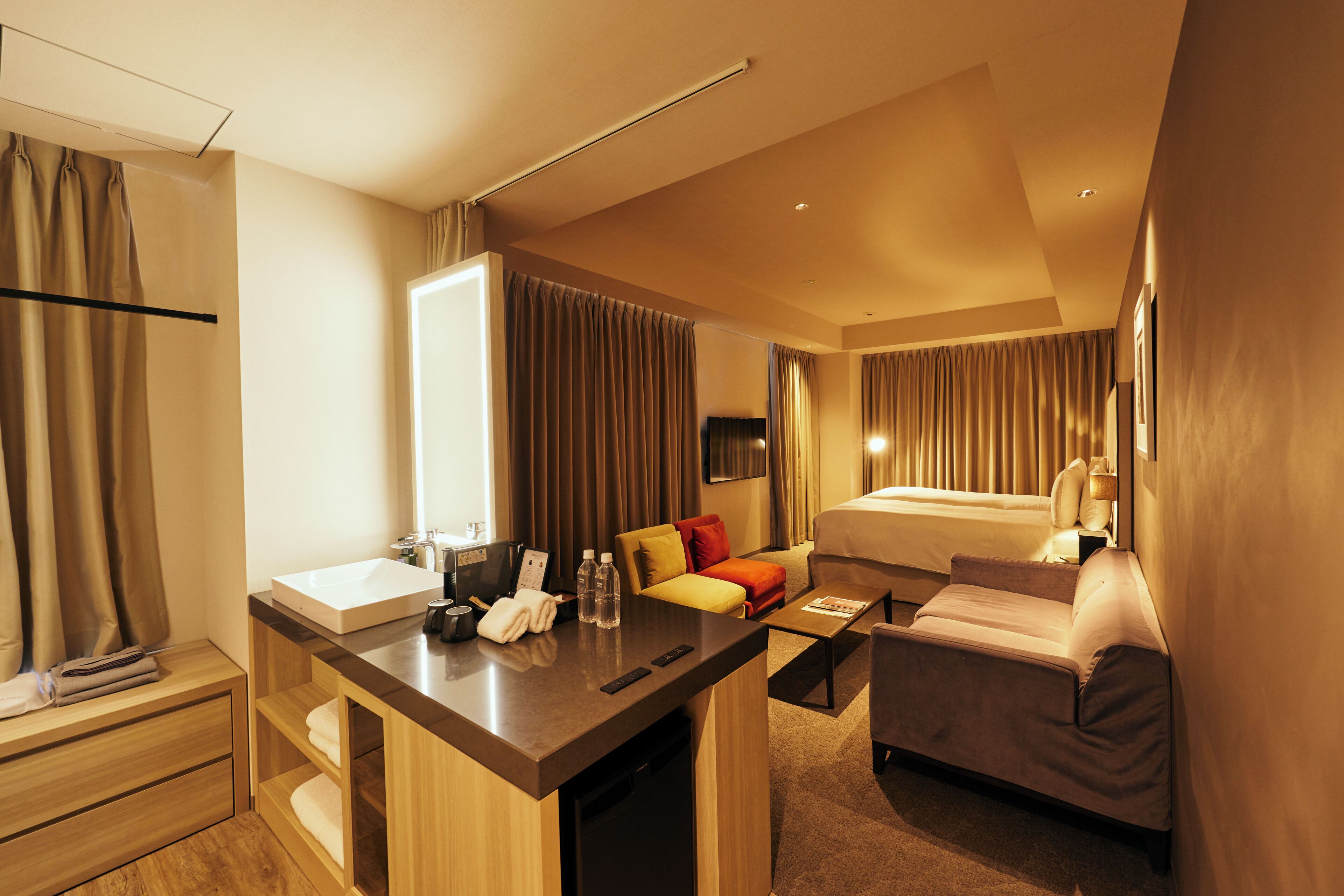 Chambre Deluxe avec lits jumeaux, non-fumeur | Literie de qualité, couette en duvet, coffre-fort, ameublement unique